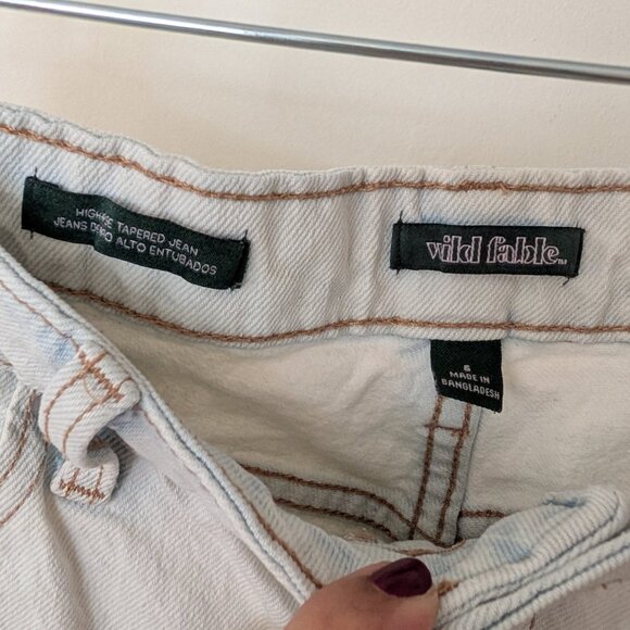 wild fable Women's Super High Rise Tapered Jeans Ultra Light Wash Size 6 Cotton - Picture 4 of 8